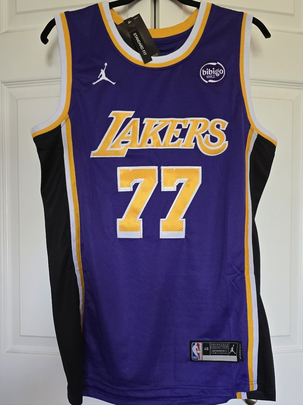 Lakers Doncic Jersey Men Size 48/M